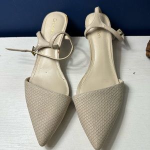 Calvin Klein Nasha heels size 8